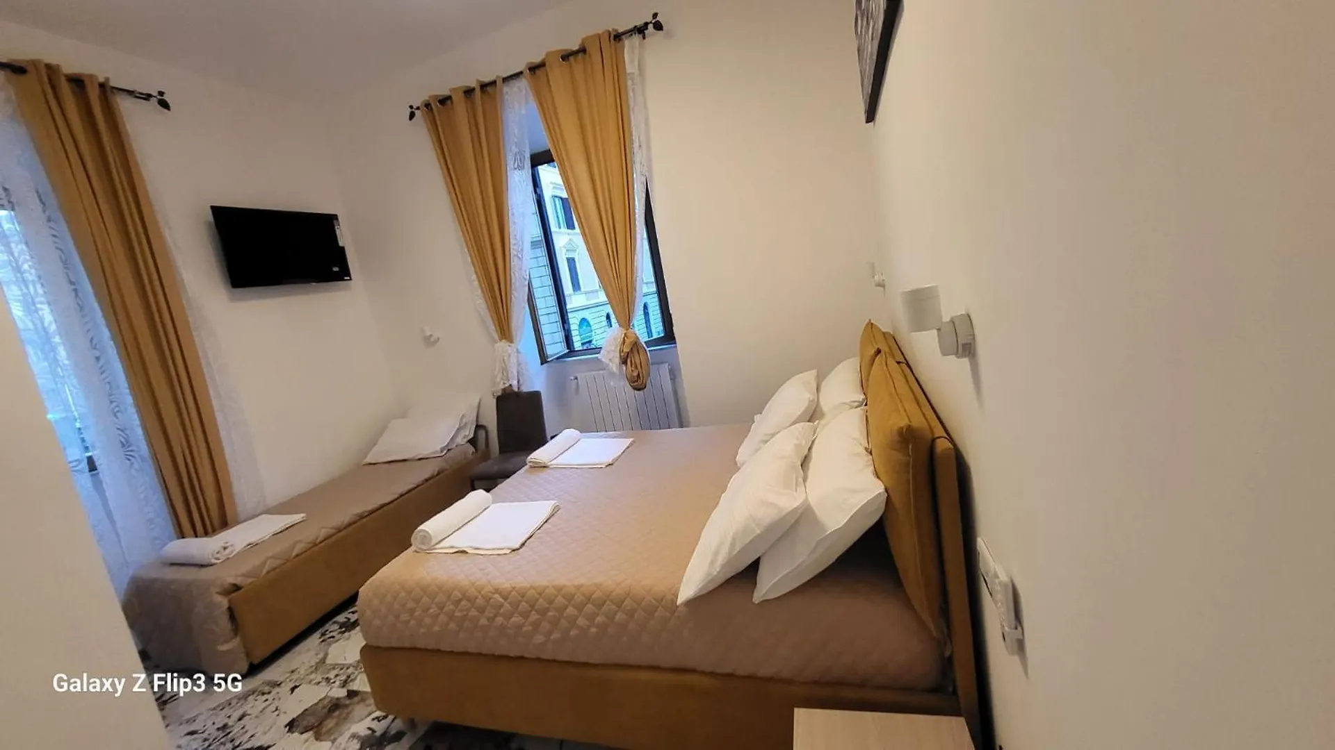 Bed&Breakfast Menna Rome Italy